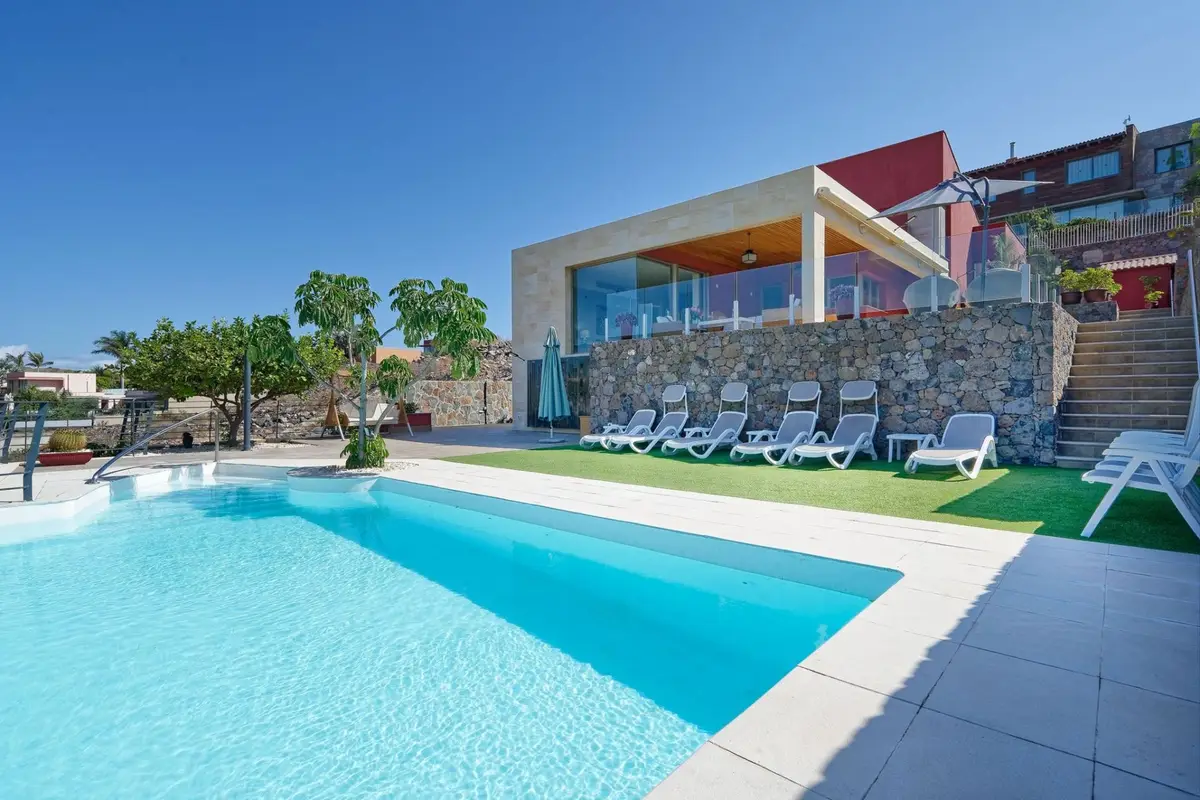 Salón del alojamiento en villa para el company retreat en Gran Canaria